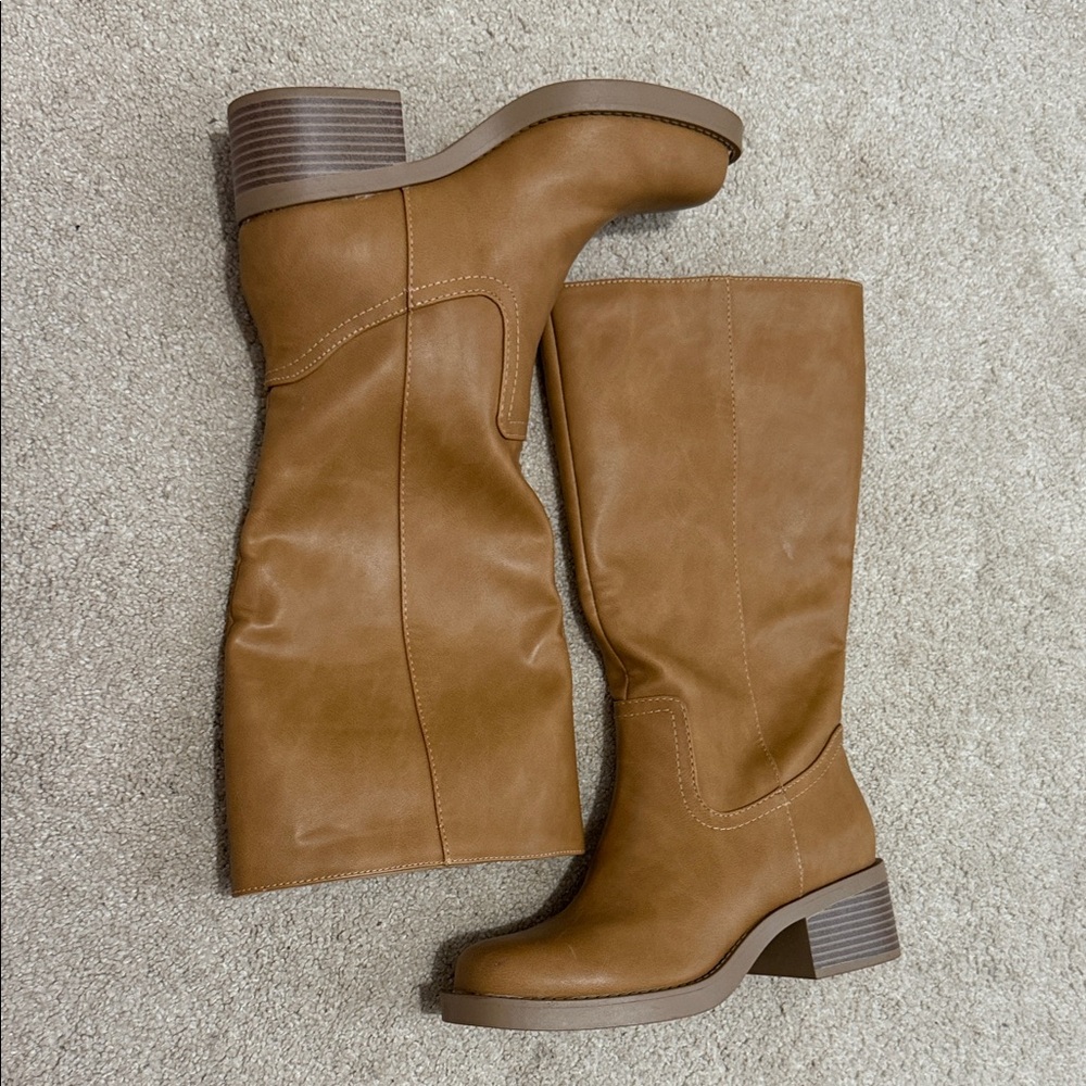 Soda Brown Heeled Boots